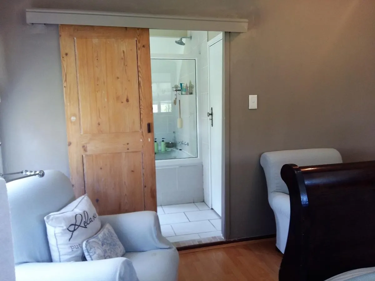Almond Cottage Bed & Breakfast Somerset West Südafrika